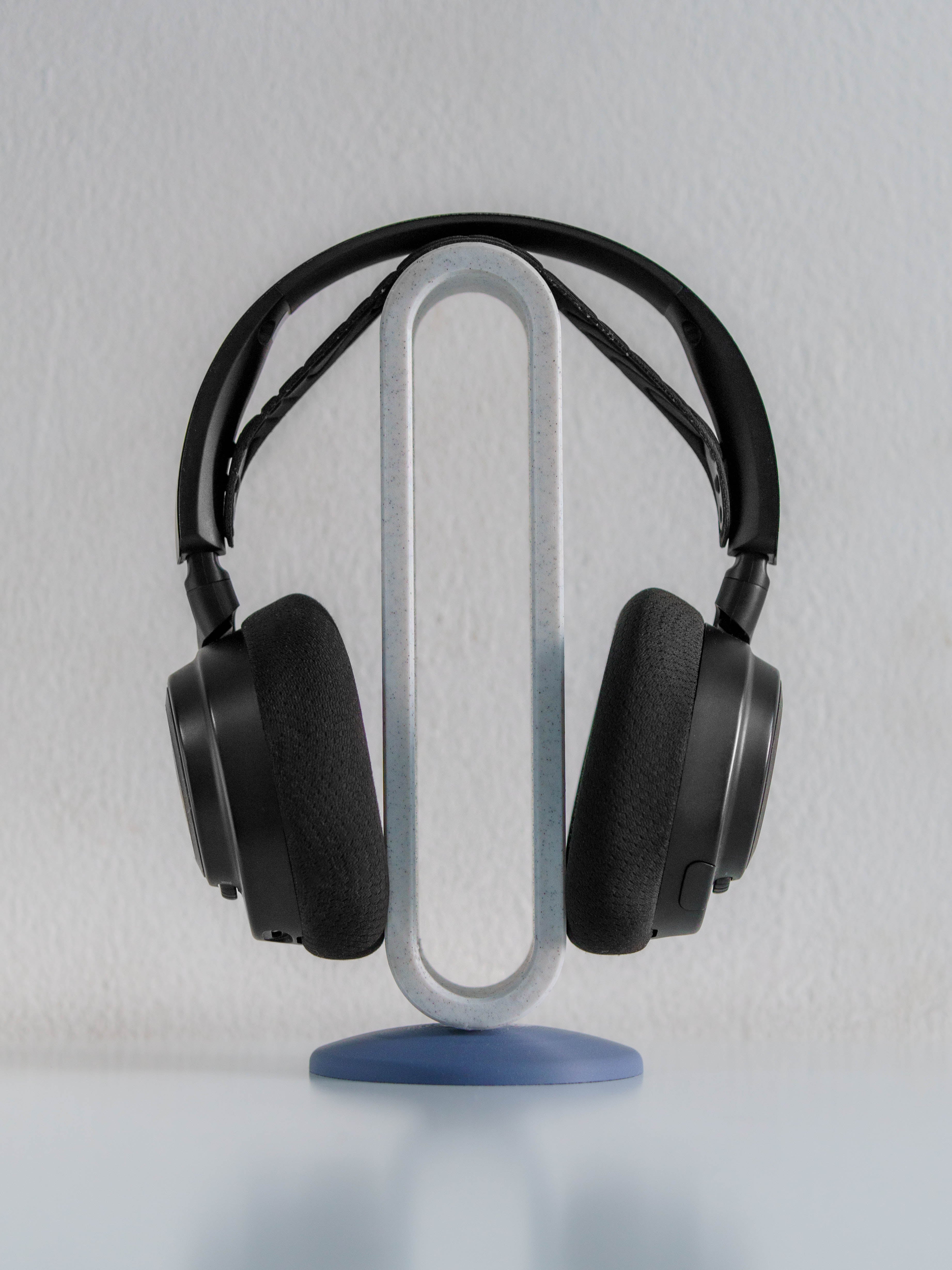 Echo 01 - Headphone Stand