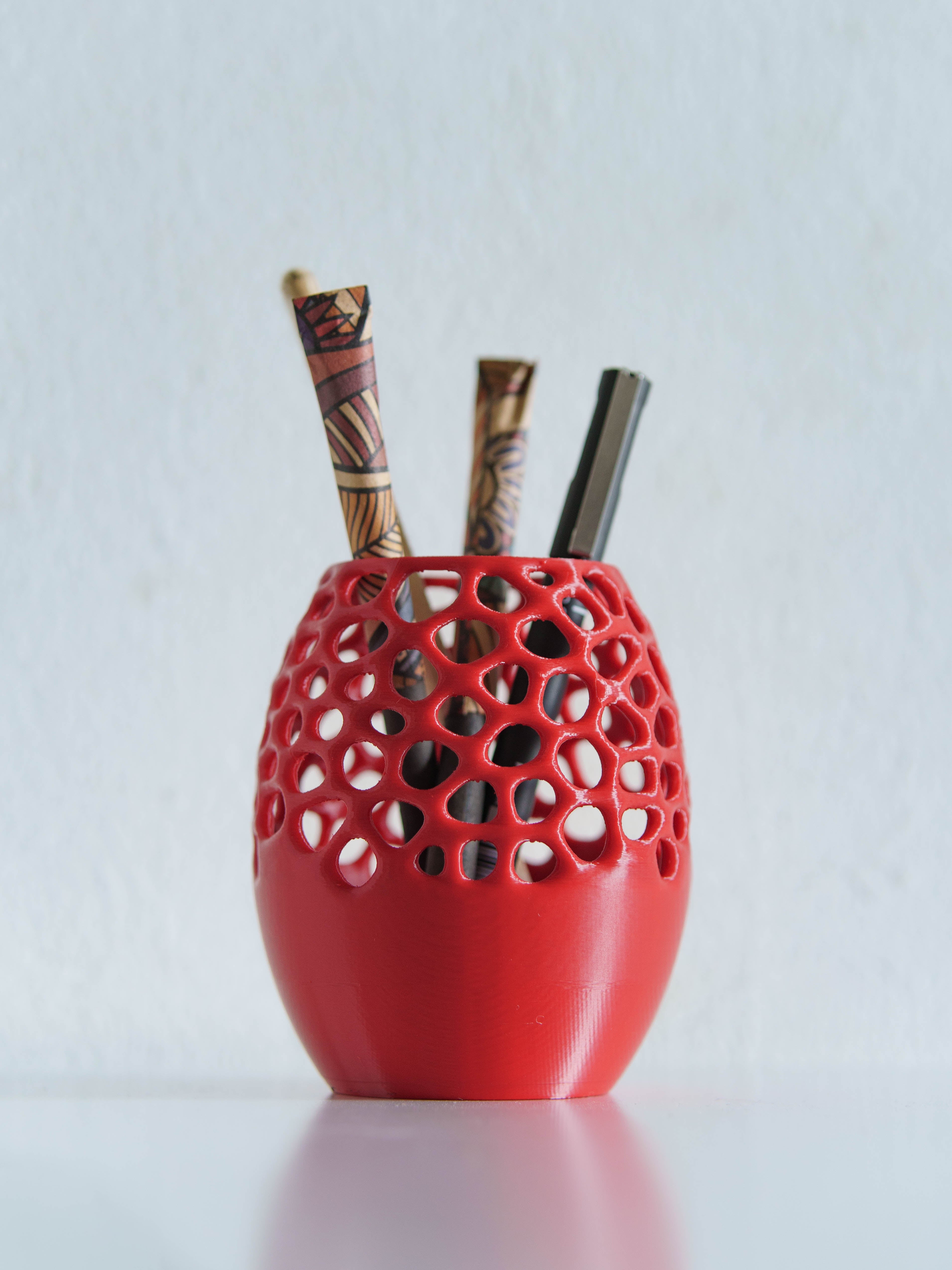 Mesh 01 - Pen Holder